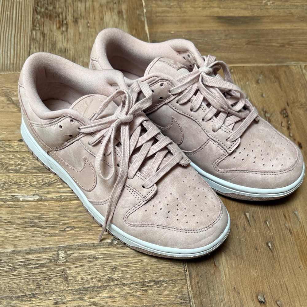 Nike Women's Blush Pink Dunks